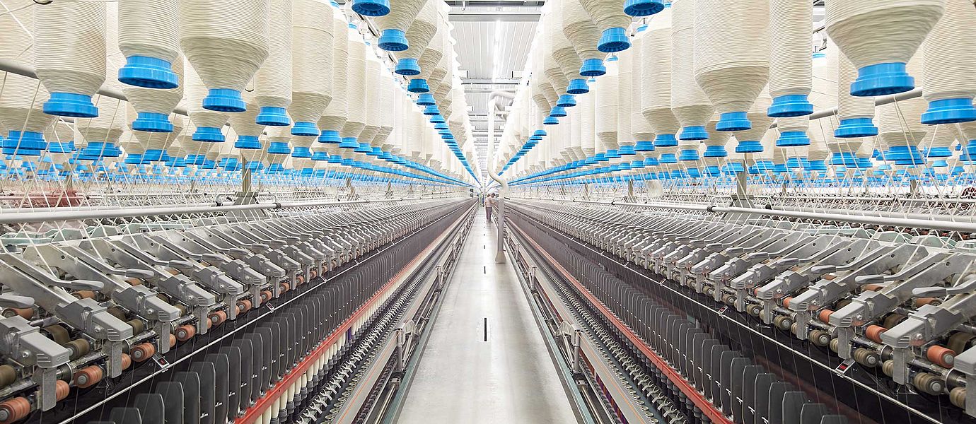 Industrial spinning machinery